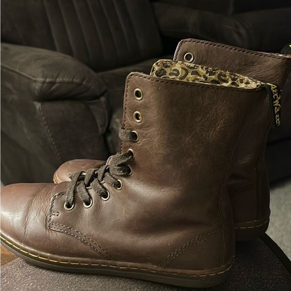 Women’s brown leather Doc Marten - Picture 3 of 11